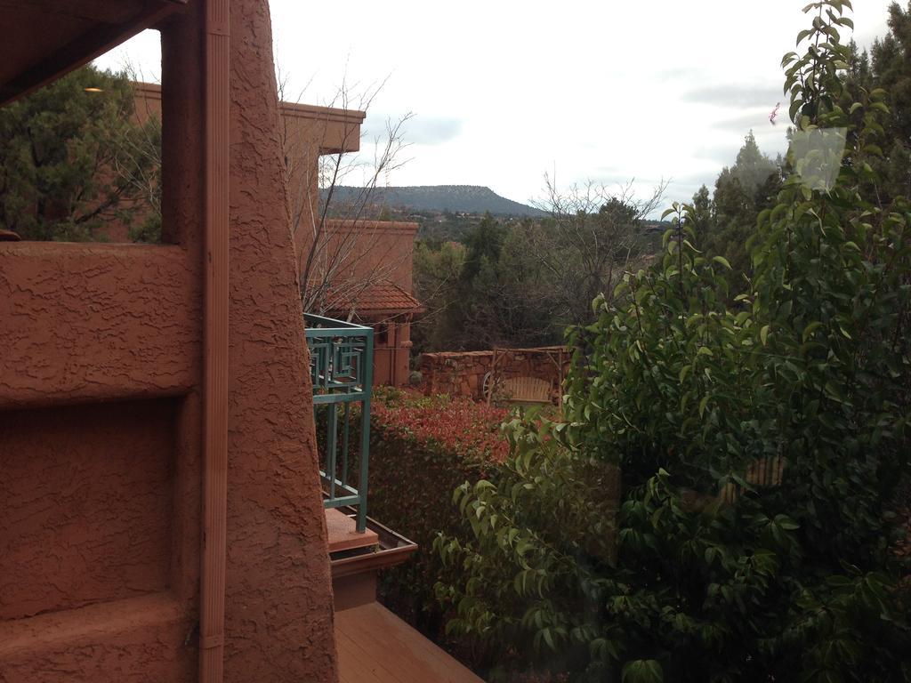 Thunder Mountain Deluxe King Room,1518143788:JPEG