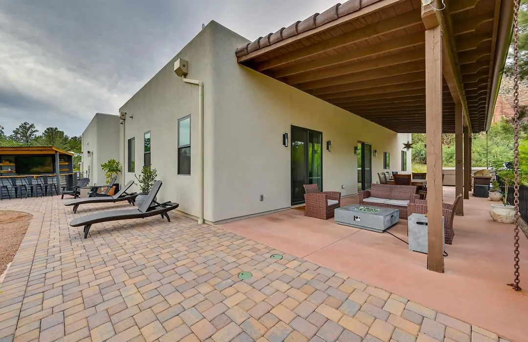 Sedona Retreat With Patio, Bar And Swim Spa!-1