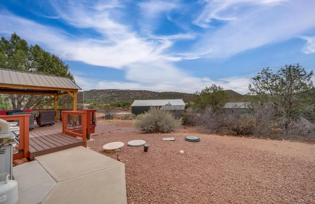 Deck And Indoor Pickleball Court West Sedona Home!-1