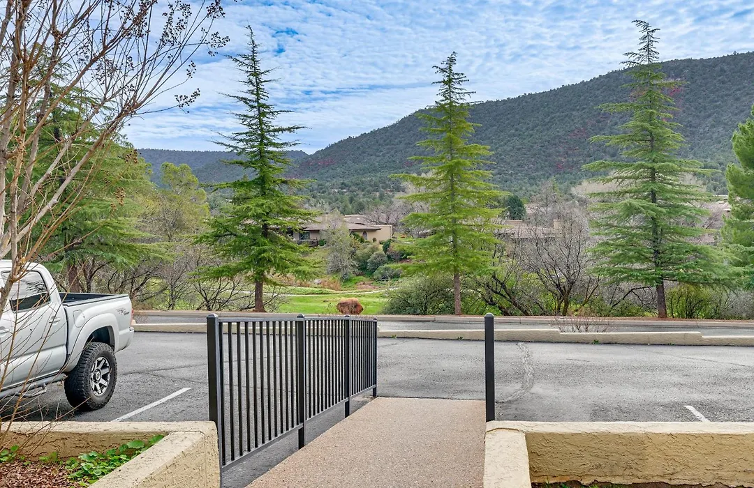 Mtn Views + Hot Tub Access: Sedona Golf Retreat!-1