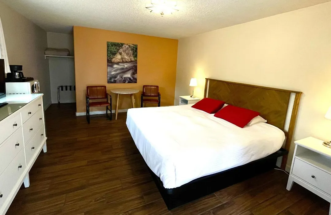 Sugar Loaf Lodge-1