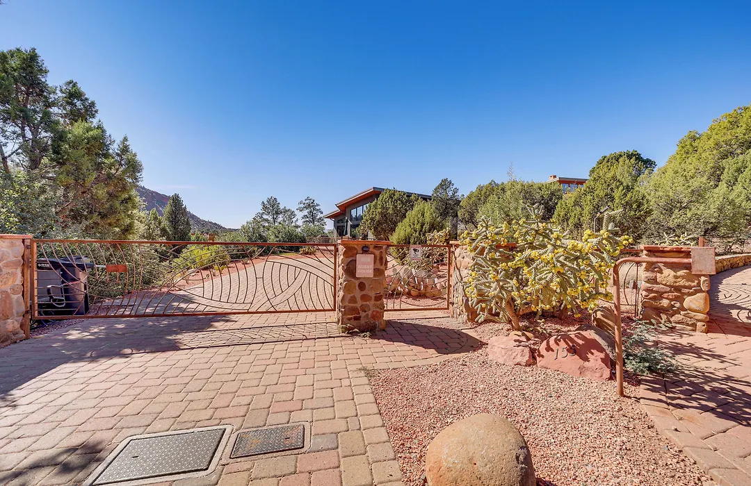 Chic Sedona Retreat: 2 Mi To Cathedral Rock Trail!-1