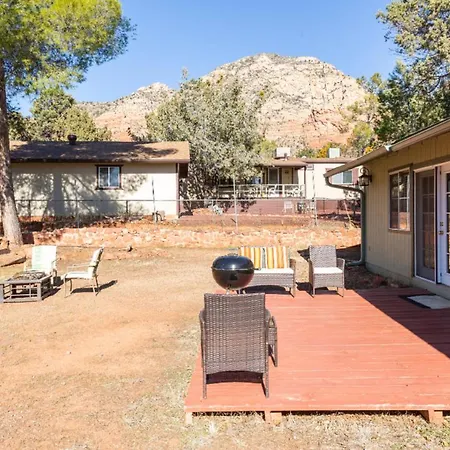 Spacious House With Hot Tub Spa, To Enjoy Red Rock View, Near Amitabha Stupa, And Trails-2