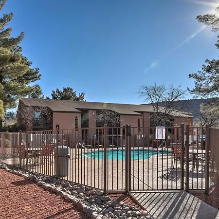 Sedona Escape With Pool Access, 7 Mi To Uptown!-3
