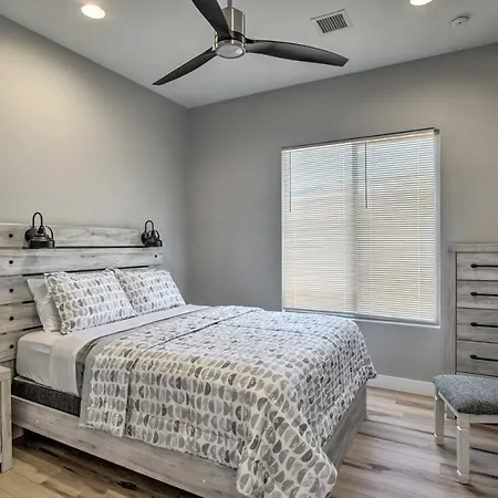 Modern Home With Private Hot Tub In Central Location-3