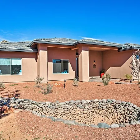 Tranquil Sedona Home With Fireplace And Hot Tub!-2