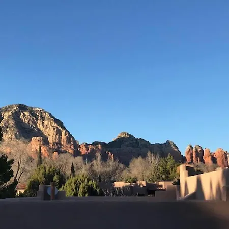 Mountain View 1 Bedroom Apartment, Unit B, Private Entrance-2