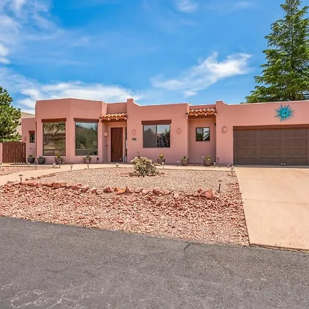 Beautiful Sedona Home, Redrock Views, And Hot Tub-3