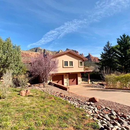 Majestic Red Rocks Views, Walk To Jordan Trailhead, Peloton, Hot Tub, Close To Downtown, Free Wifi!-3