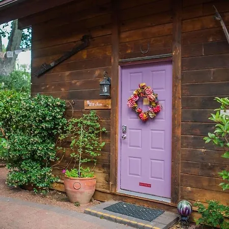 Canyon Wren Creek Access- Morning Glory Cabin-2