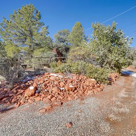 Mountain-View Deck: Bright Sedona Home-3