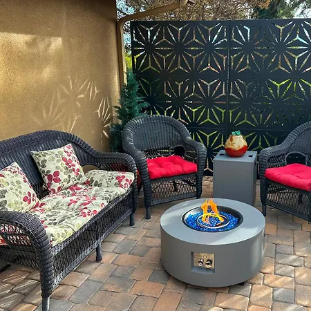 Walk To Trails! Sedona Casita W/ Fire Pit & Views-2