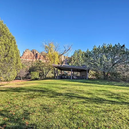 2 Acres & Red Rock Views: Sedona Casita!-2