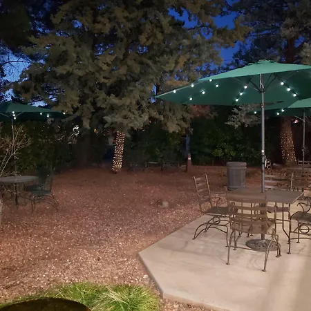 Baby Quail Inn-3